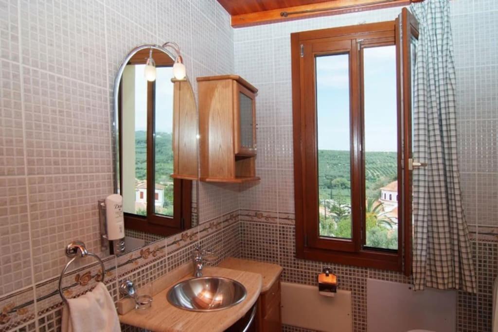 Villa Katerina With Eco Heated Pool Spiliá Eksteriør billede